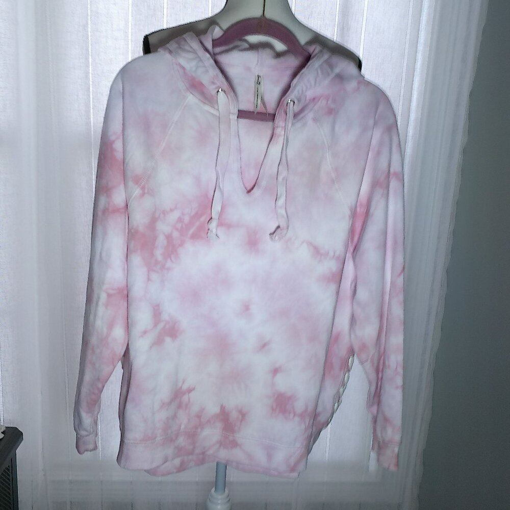 SEVEN7 Long Sleeve Hooded Pink Tie Die Sweatshirt w/Braided Details on Sides XL